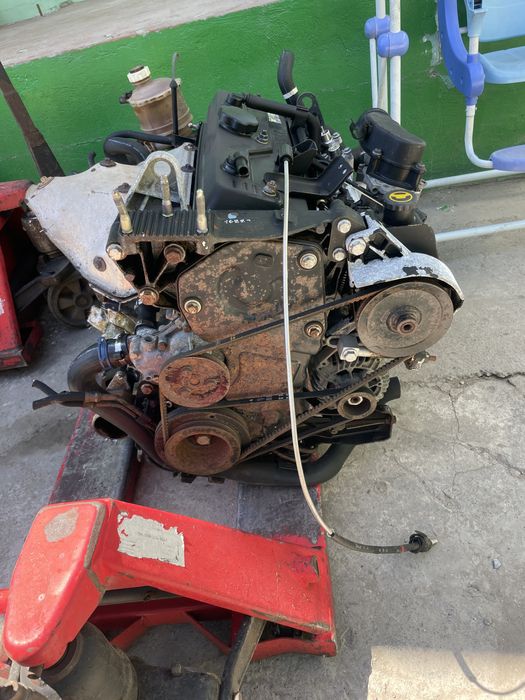 Двигатель Renault Safrane.