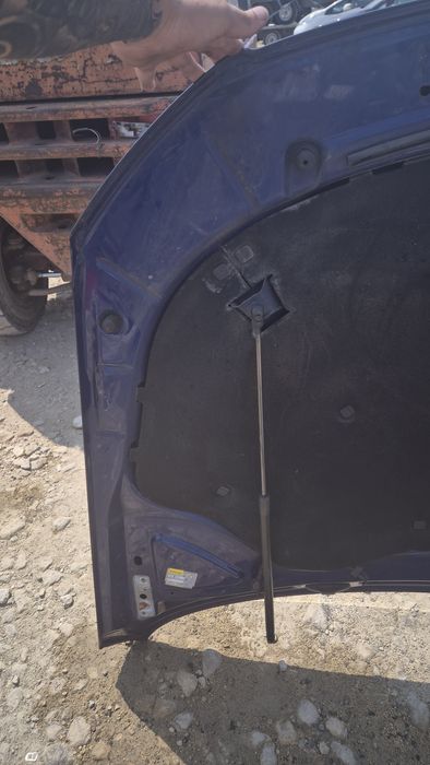 Оригинален Преден капак за Пасат б6 2005- 2009г