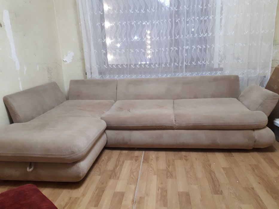 Отдам даром диван угловой