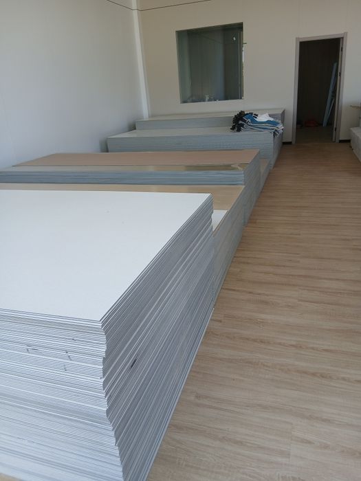 Optom narxlarda xar xil turdagi pardalar va laminant dispi panellarimi