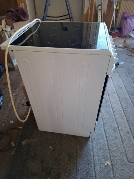 Готварска печка Indesit