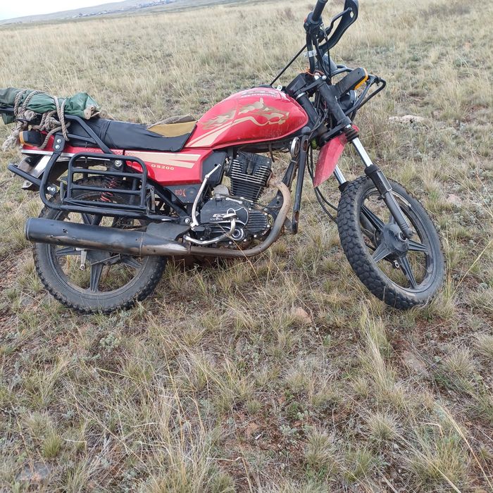 Мотоцикл 200 куб