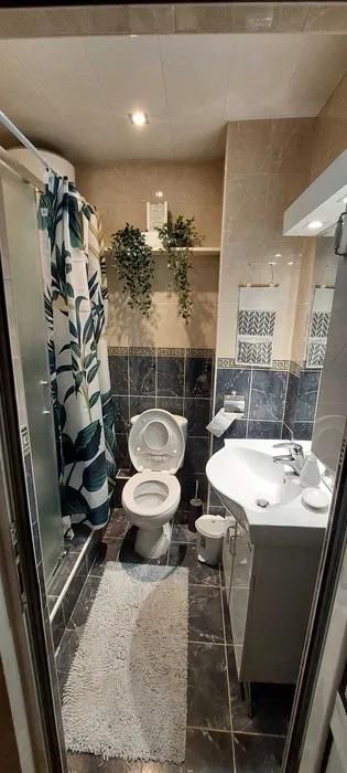 Тристаен апартамент, под наем, Окръжна болница