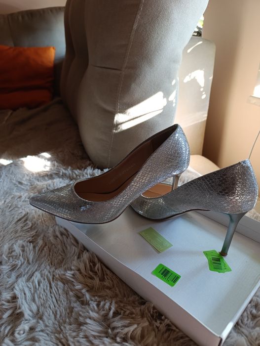 Официални сребърни обувки