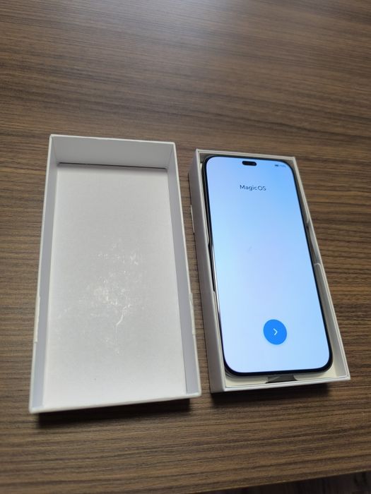 ..Honor 400 lite..