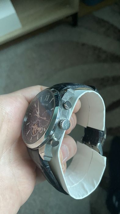 Часовник Heritor автоматичен!