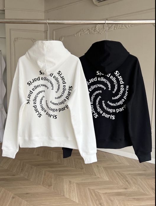 Hanorac balenciaga B 2026