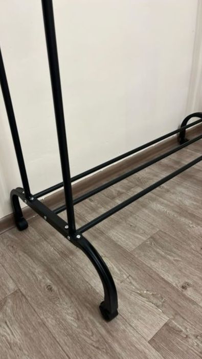 Вешалка напольная