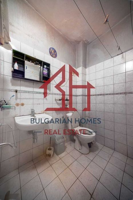 Продава се Тристаен апартамент в София, Център - 74 кв.м за 2973 €/кв.м - Снимка #15
