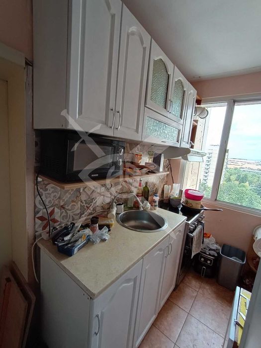 Продава се Тристаен апартамент в Бургас, Славейков - 66 кв.м за 1969 €/кв.м - Снимка #2