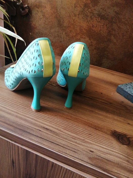 Елегантни обувки 37 номер