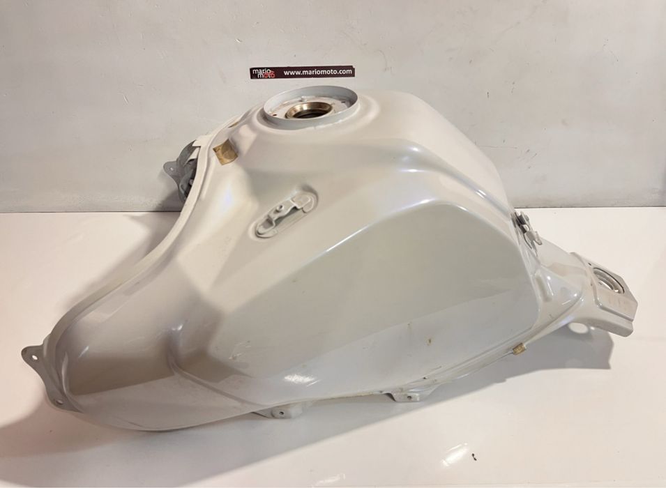 Резервоар Suzuki V-Strom DL 650 2015