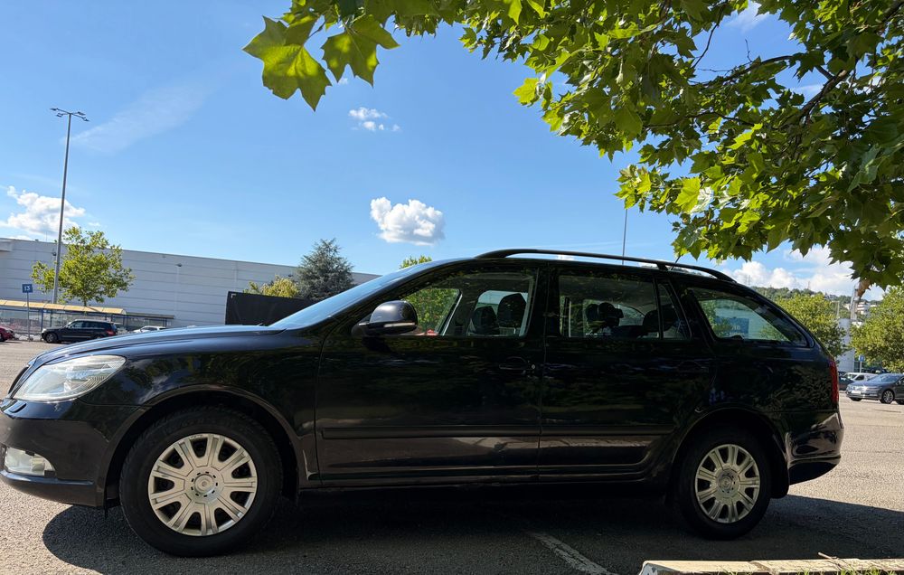 SKODA Octavia 2011 — imagine 3