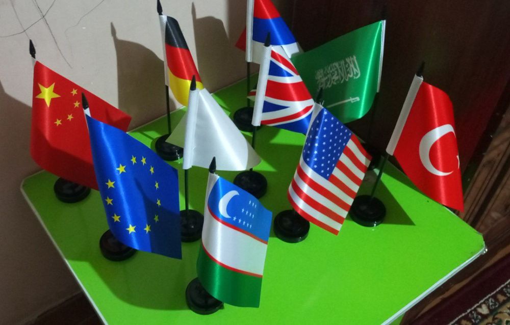 Флаги Настольные флашки с поставкой Stol bayroqlar Bayroqchalar