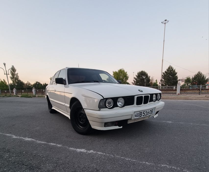 BMW 530 1989