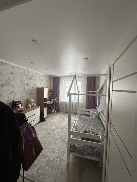 Продам 3 комнатную квартиру