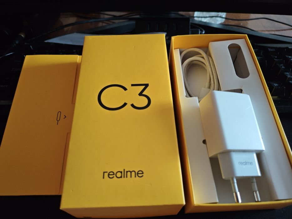 Смартфон realme C3,