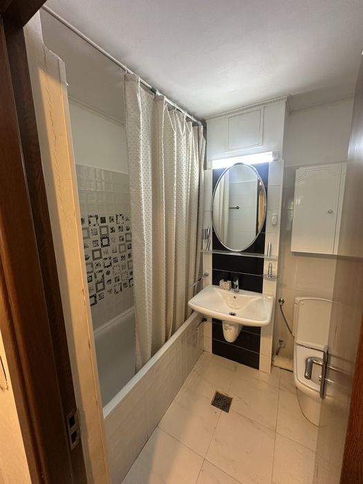 Apartament de inchiriat