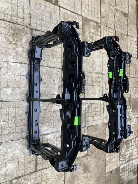 Очиларка/маска за тойота урбан крузер/Toyota urban cruiser 2010г