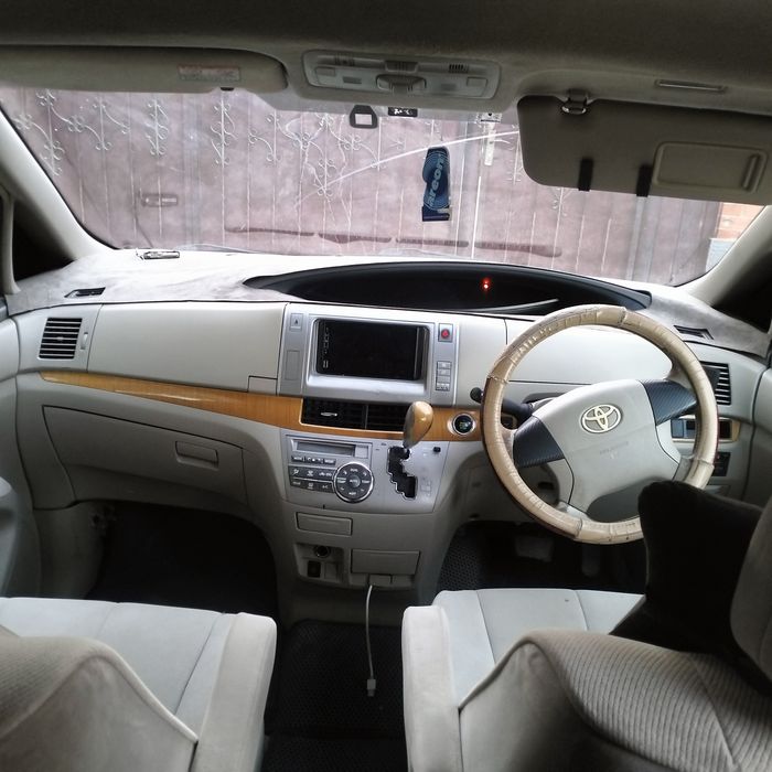 Тойота естима 2008 жылғы 2.4 обемь