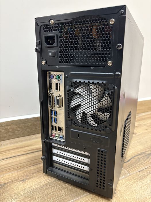 Настолен компютър i5-6400, 16GB RAM, 256GB NVMe, 640GB HDD, Windows 10