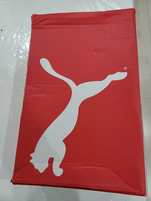 Продам кроссовки