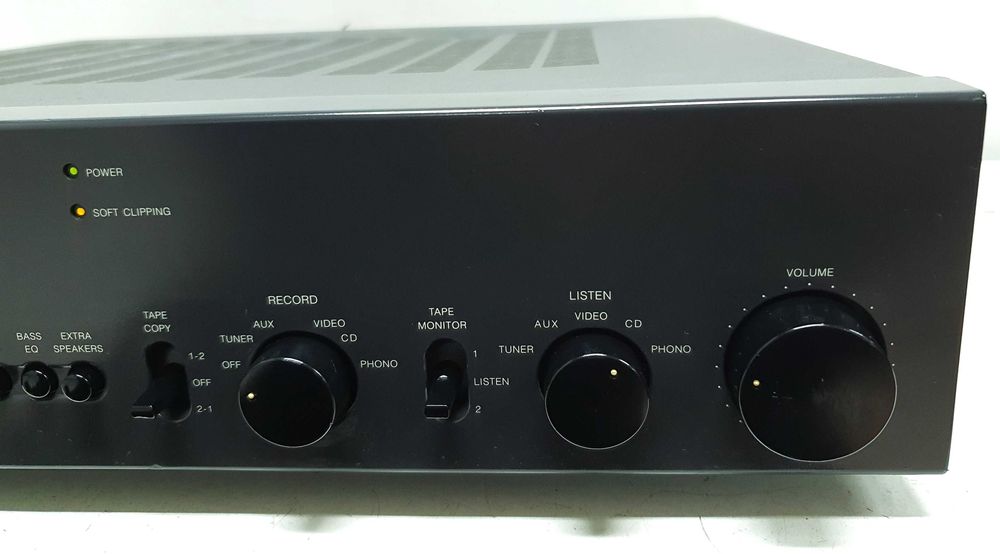 NAD 306 amplificator stereo sunet hi end statie muzica