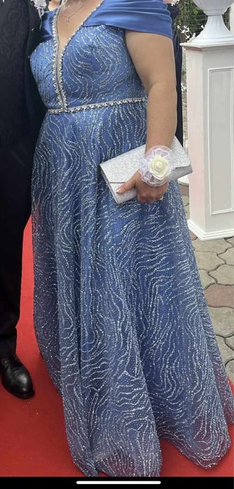 Rochie nașă impecabila