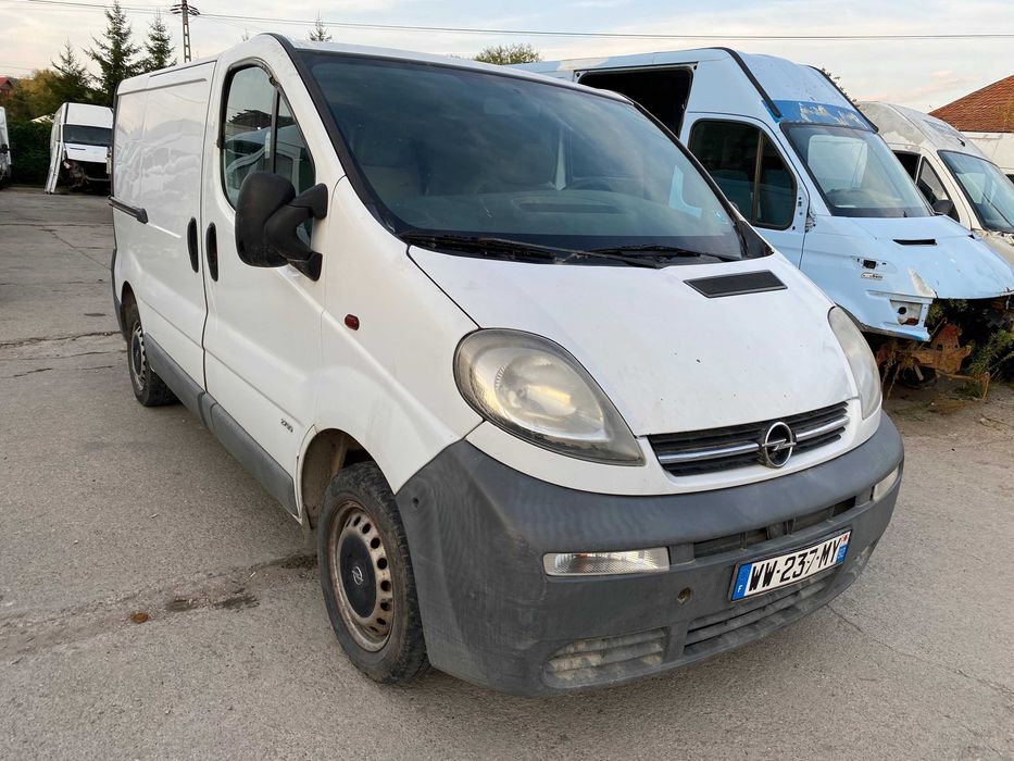 DEZMEMBREZ PIESE Opel VIVARO VAN 1.9 DTI 80 cp si 101 cp tip F9Q 2006 import FRANTA Renault TRAFIC