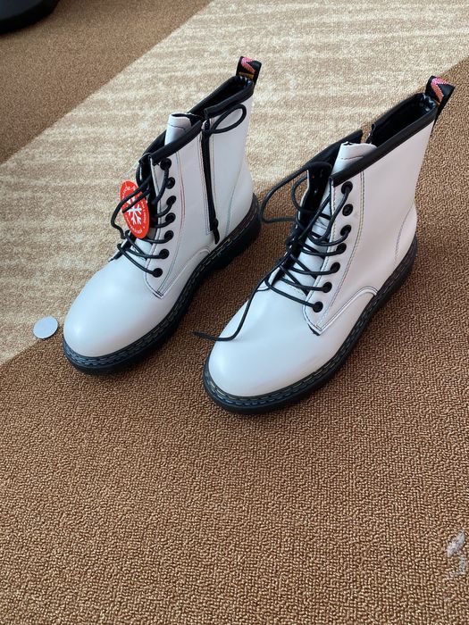 Дамски зимни боти