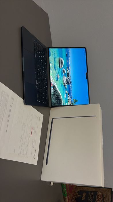 MacBook Air M4 24GB Ram памет 512gb съхранение, 10C CPU 10C GPU, 2025 модел