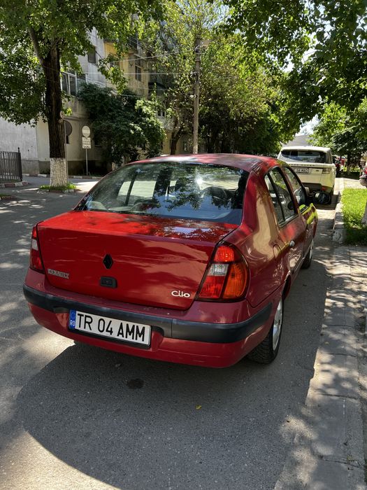 RENAULT Clio 2004 — imagine 3