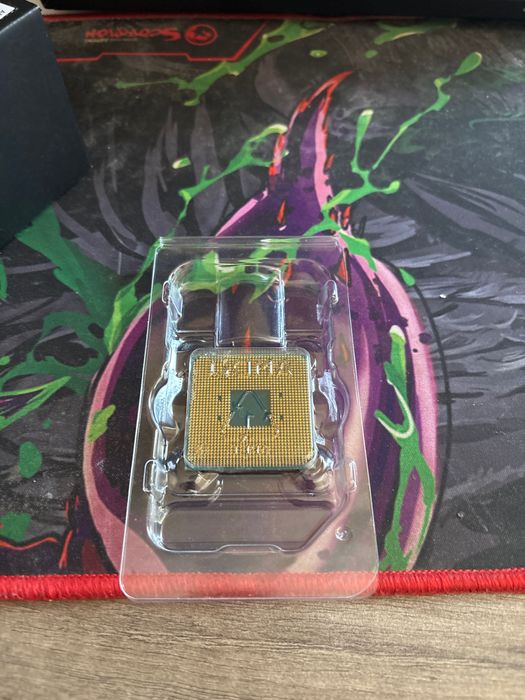 Procesor AMD Ryzen 5 2600 + Cooler Wraith Stealth Nou Nout