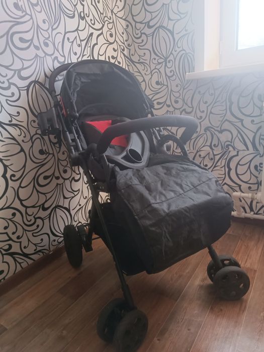 Продам детскую коляску.