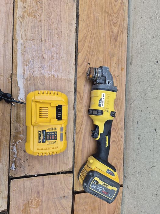 Polizor unghiular- flex Dewalt DCG414 - 54V