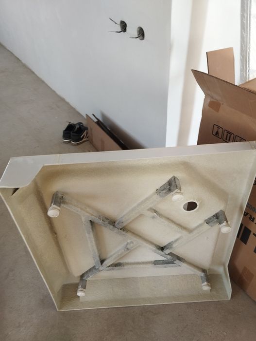 Продам падон для душа 80*80