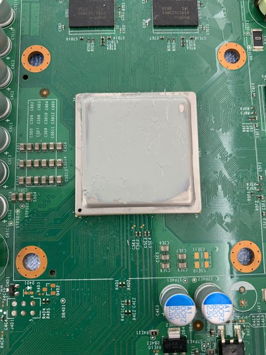 Reparatii si servicii IT pentru calculatoare, console si laptopuri