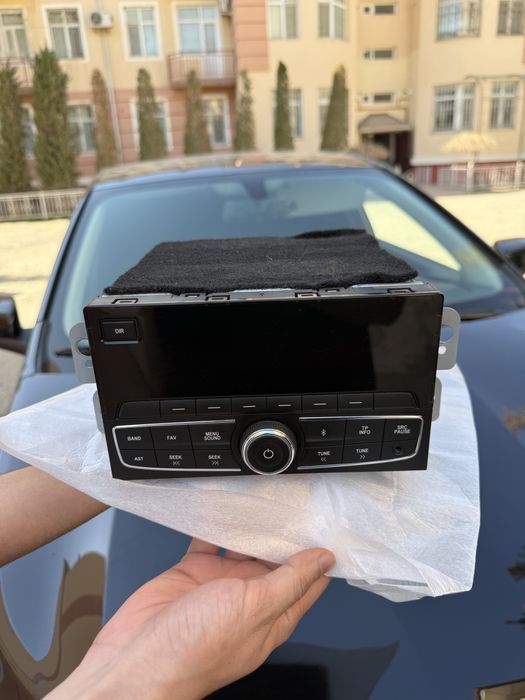 Магнитофон Chevrolet Gentra оригинал и 4 колонки