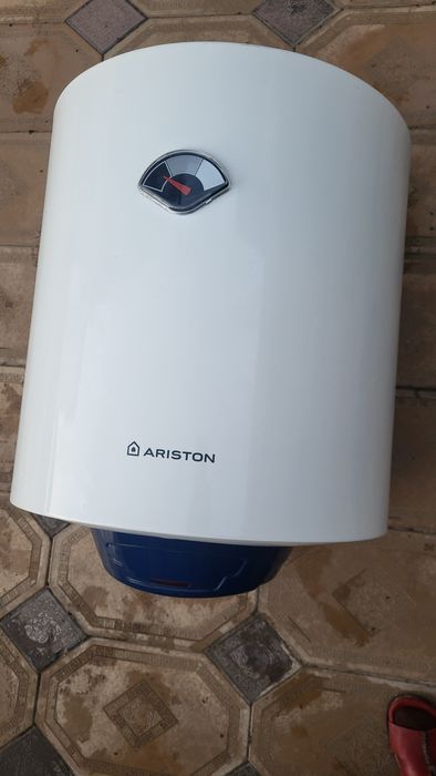 Ariston на 50 литров