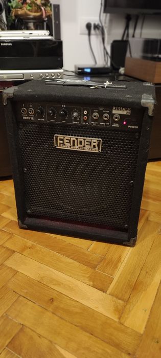 Roland cube 15 și Fender NOI amplificatore chitara