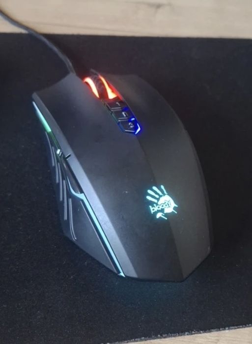 Bloody a70 или bloody abedless