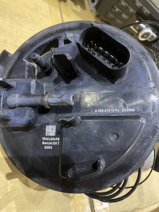 Pompa benzina Mercedes C class W205 A2054701394