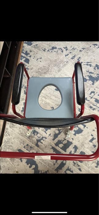 Продам инвалидное кресло туалет