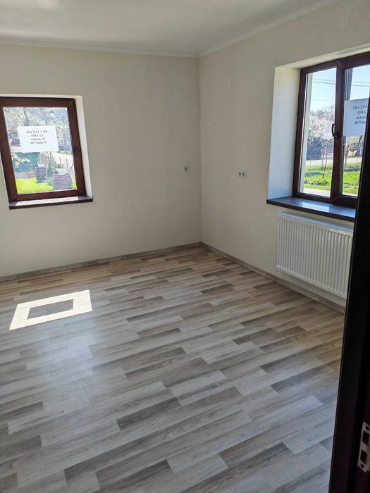 Casă de vânzare, recent renovată, Carastelec