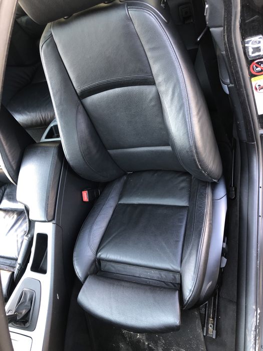 Продаваме на части бмв е92 325и bmw e92 325i