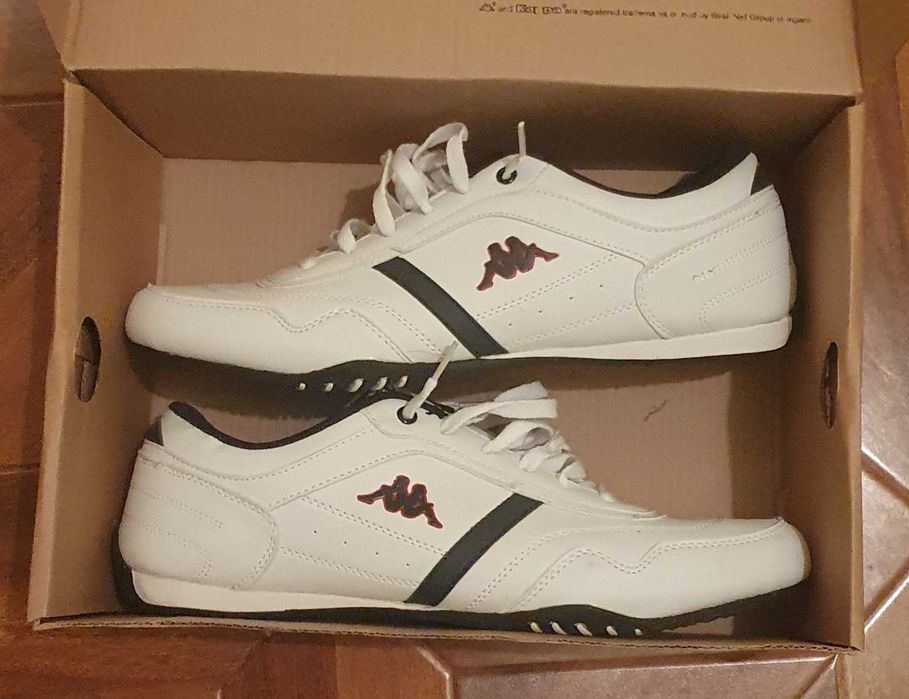 Adidași KAPPA 130 lei, WALKMAXX 200 lei