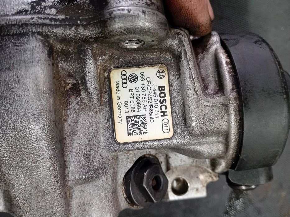 Pompa inalte motor 3.0 CASA touareg 7L/porsche cayenne/Q7