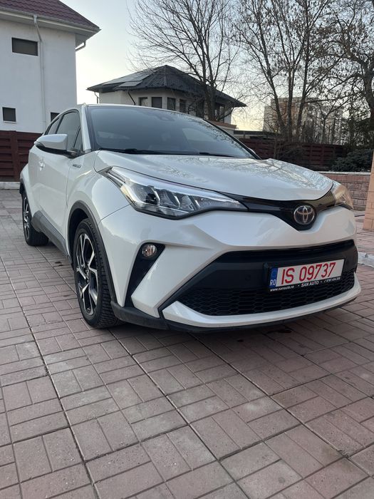 Toyota C-HR | 2.0 Hybrid | 38.000KM | Recent Adusa
