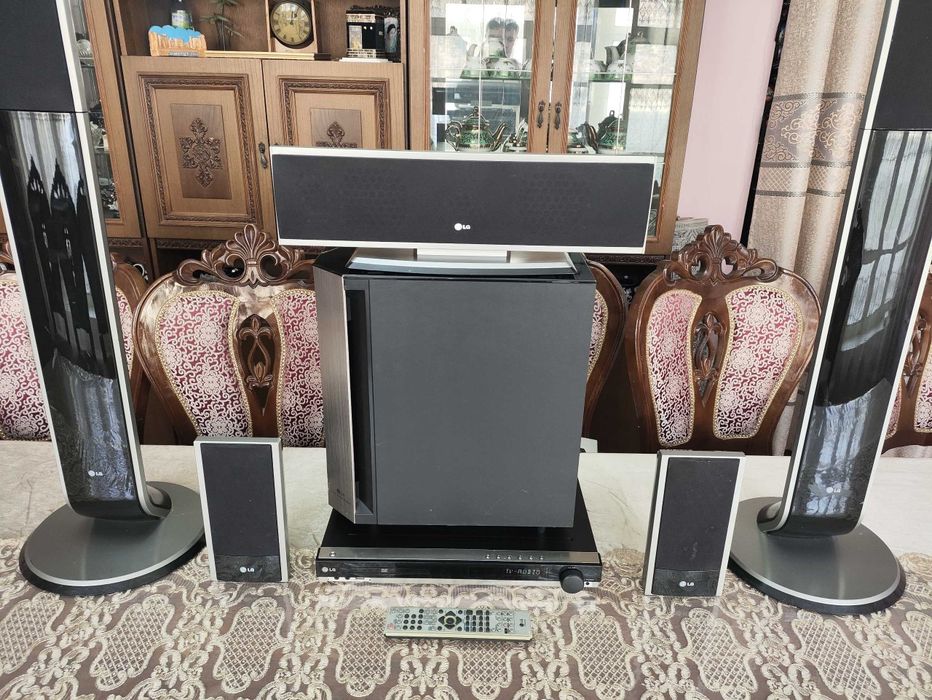 Orginal LG 5.1 sistema sotiladi aybi yo‘q bass va ovoz toza kuchli