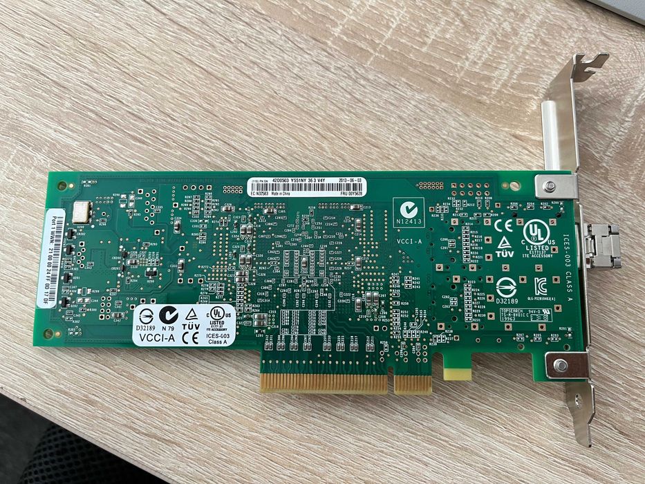 Контроллер Qlogic2560